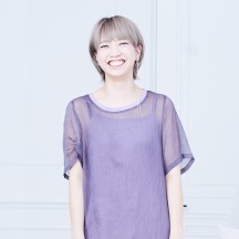倉知　繭子